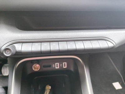 Jeep Avenger 1.2 turbo Summit fwd 100cv (9)