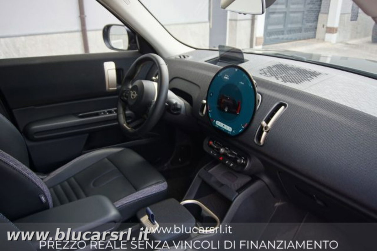 MINI Mini Countryman 1.5 48V C Classic auto (10)