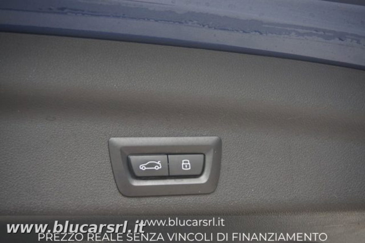 BMW X1 sDrive 18d Msport (14)