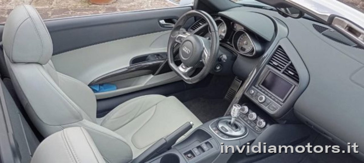 Audi R8 Cabrio Spyder 4.2 V8 FSI quattro R tronic (13)