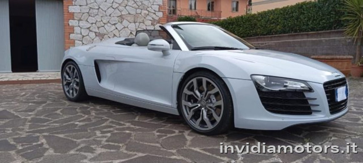 Audi R8 Cabrio Spyder 4.2 V8 FSI quattro R tronic (5)
