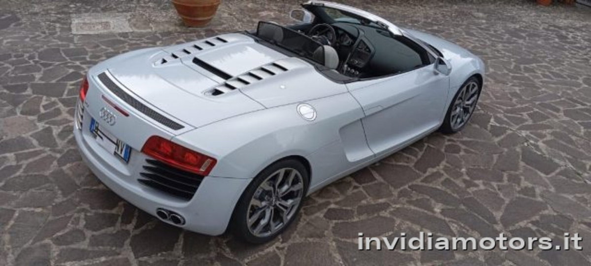 Audi R8 Cabrio Spyder 4.2 V8 FSI quattro R tronic (9)