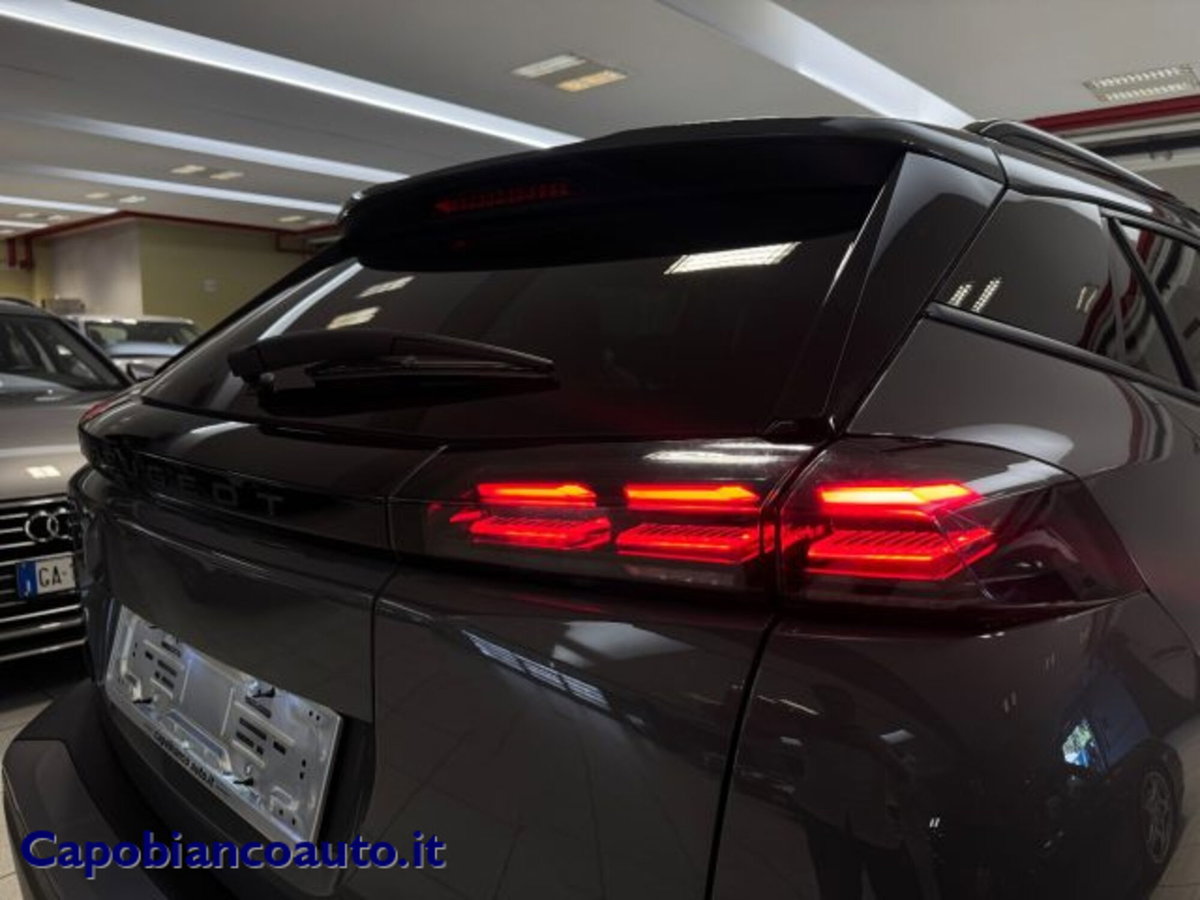 Peugeot 2008 50 kWh Allure (8)