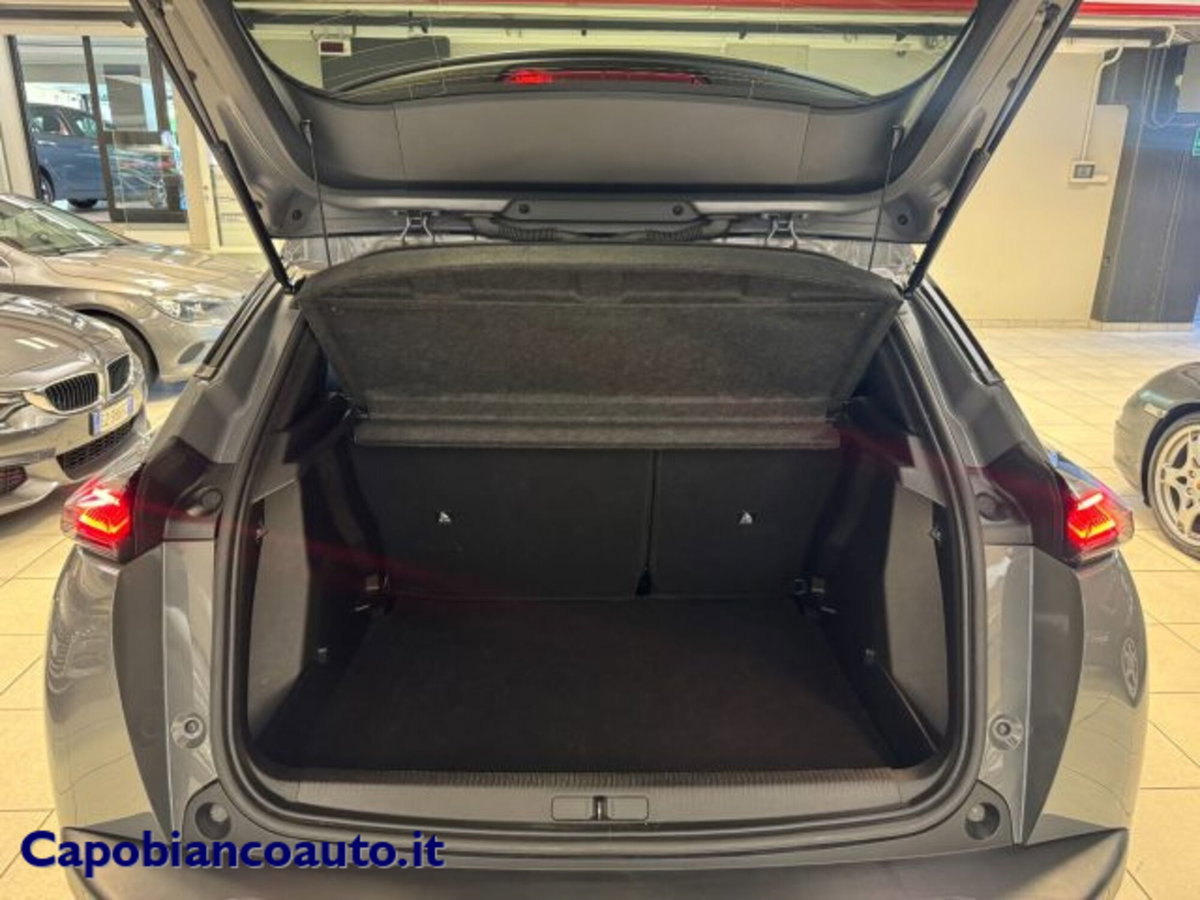 Peugeot 2008 50 kWh Allure (9)