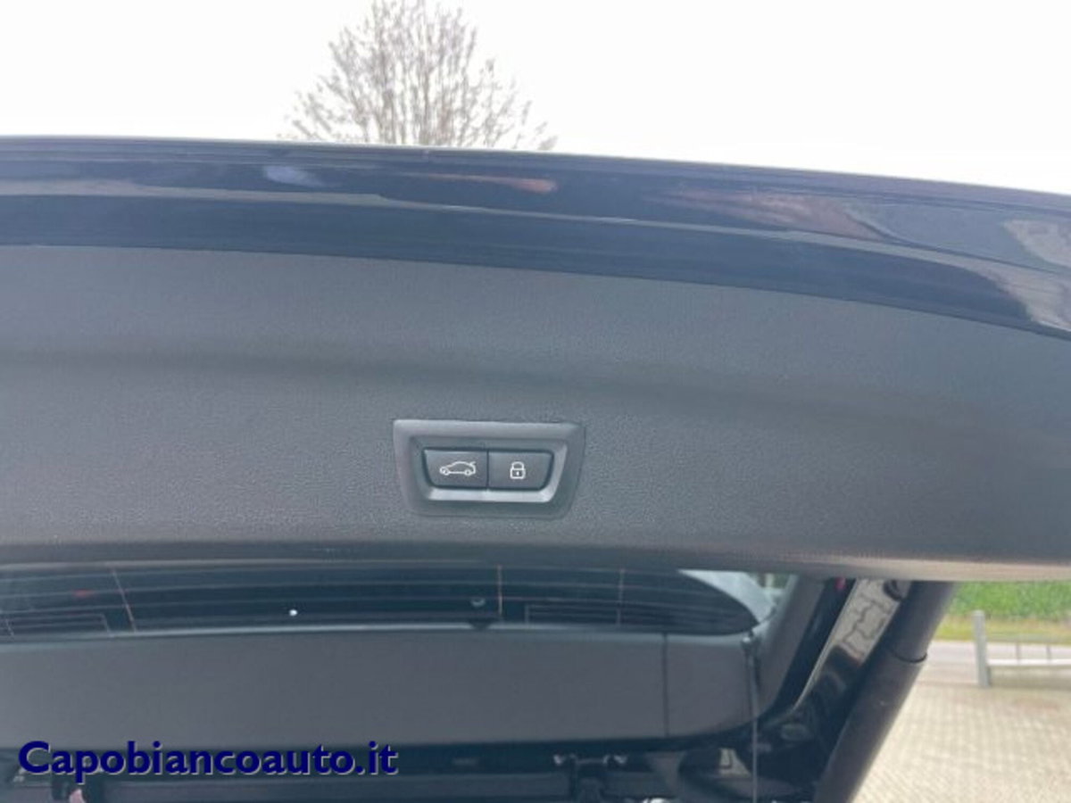 BMW X1 sDrive 20i Msport (16)