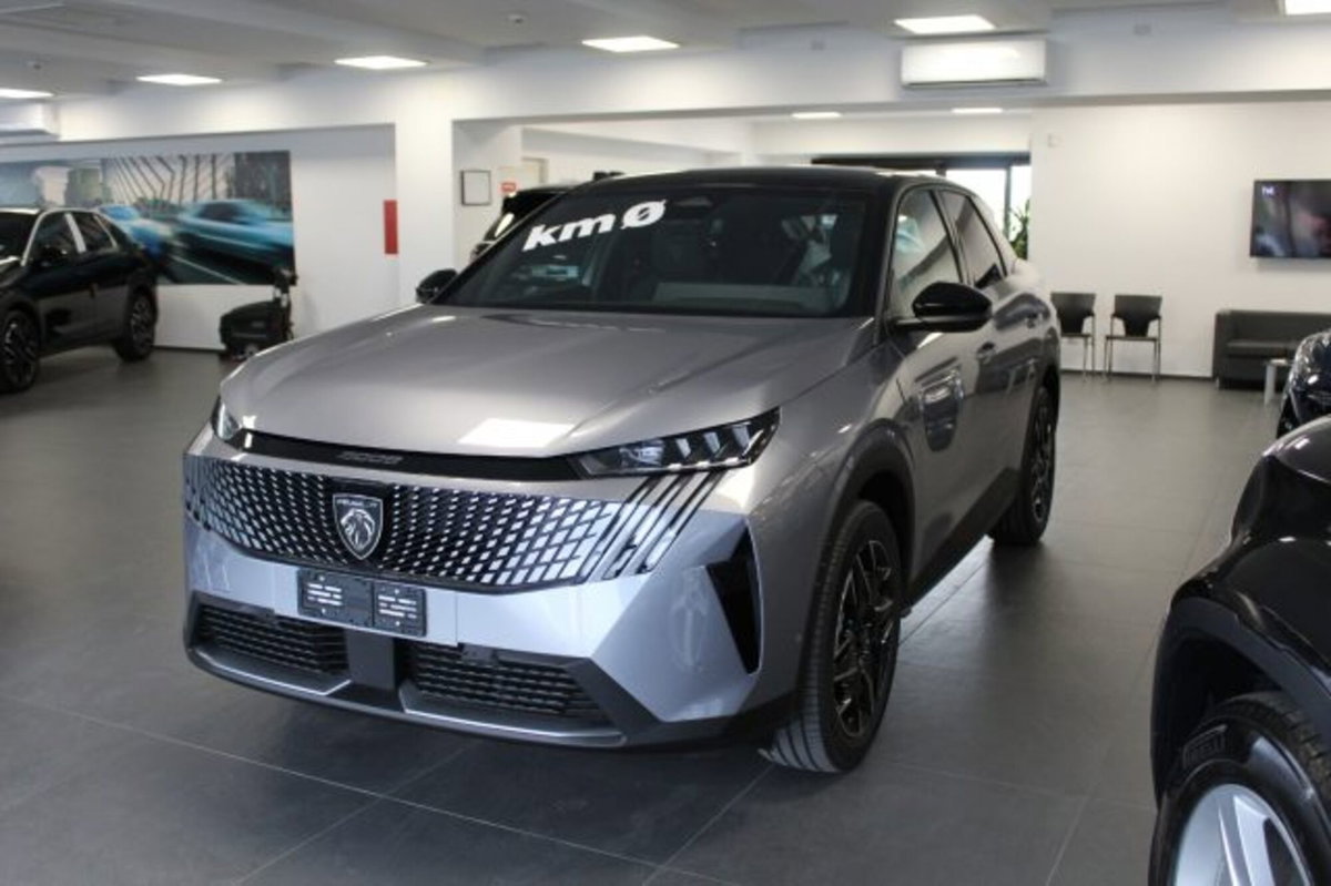 Peugeot 3008 1.2 hybrid GT Exclusive 145cv e-dcs6 (3)