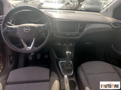 Opel Crossland 1.5 ecotec Elegance 110cv (9)
