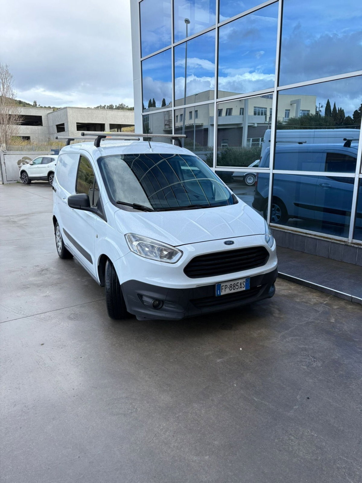 Ford Tourneo Connect 1.5 TDCi 100 CV Plus