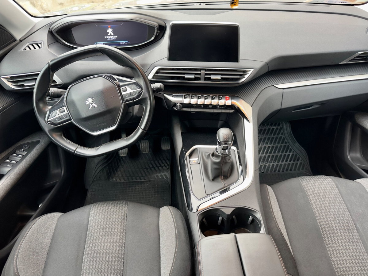Peugeot 3008 BlueHDi 120 S&S Active (10)