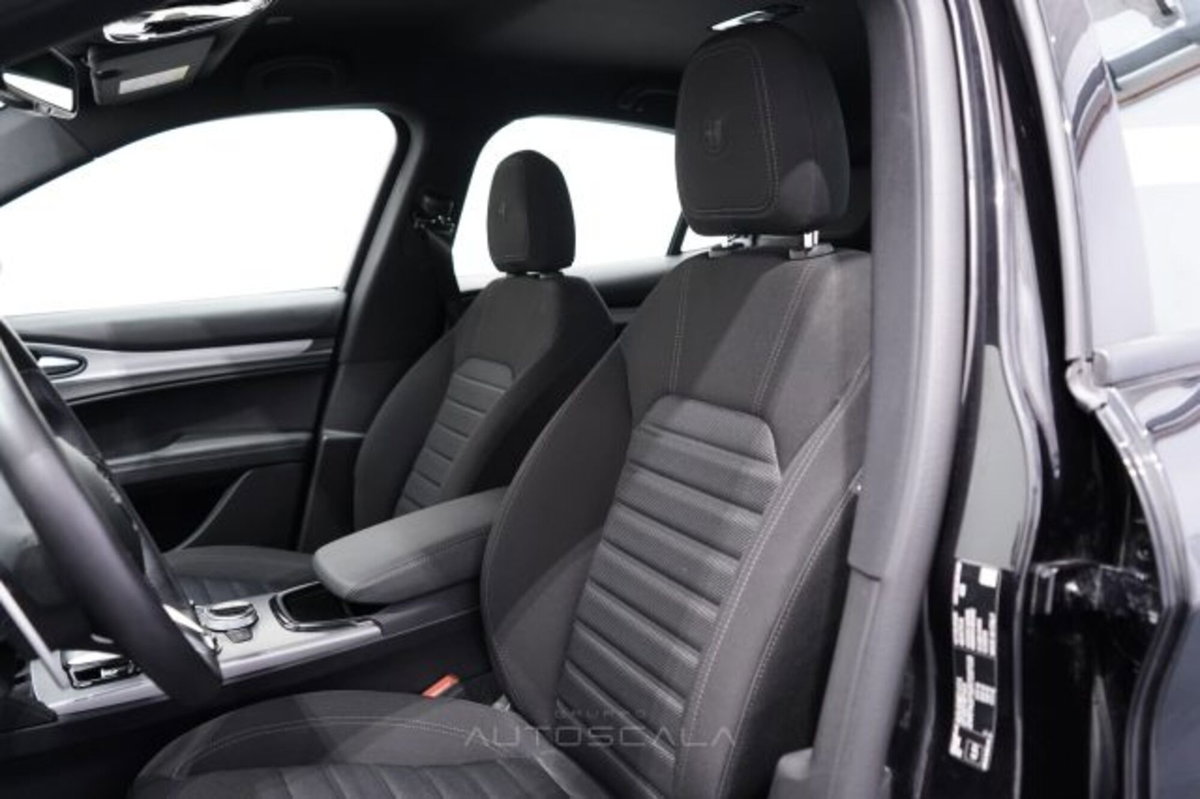 Alfa Romeo Stelvio Stelvio 2.2 Turbodiesel 160 CV AT8 RWD Sprint (12)