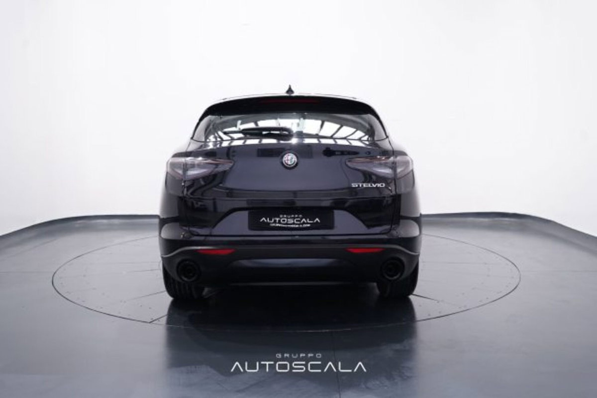Alfa Romeo Stelvio Stelvio 2.2 Turbodiesel 160 CV AT8 RWD Sprint (5)