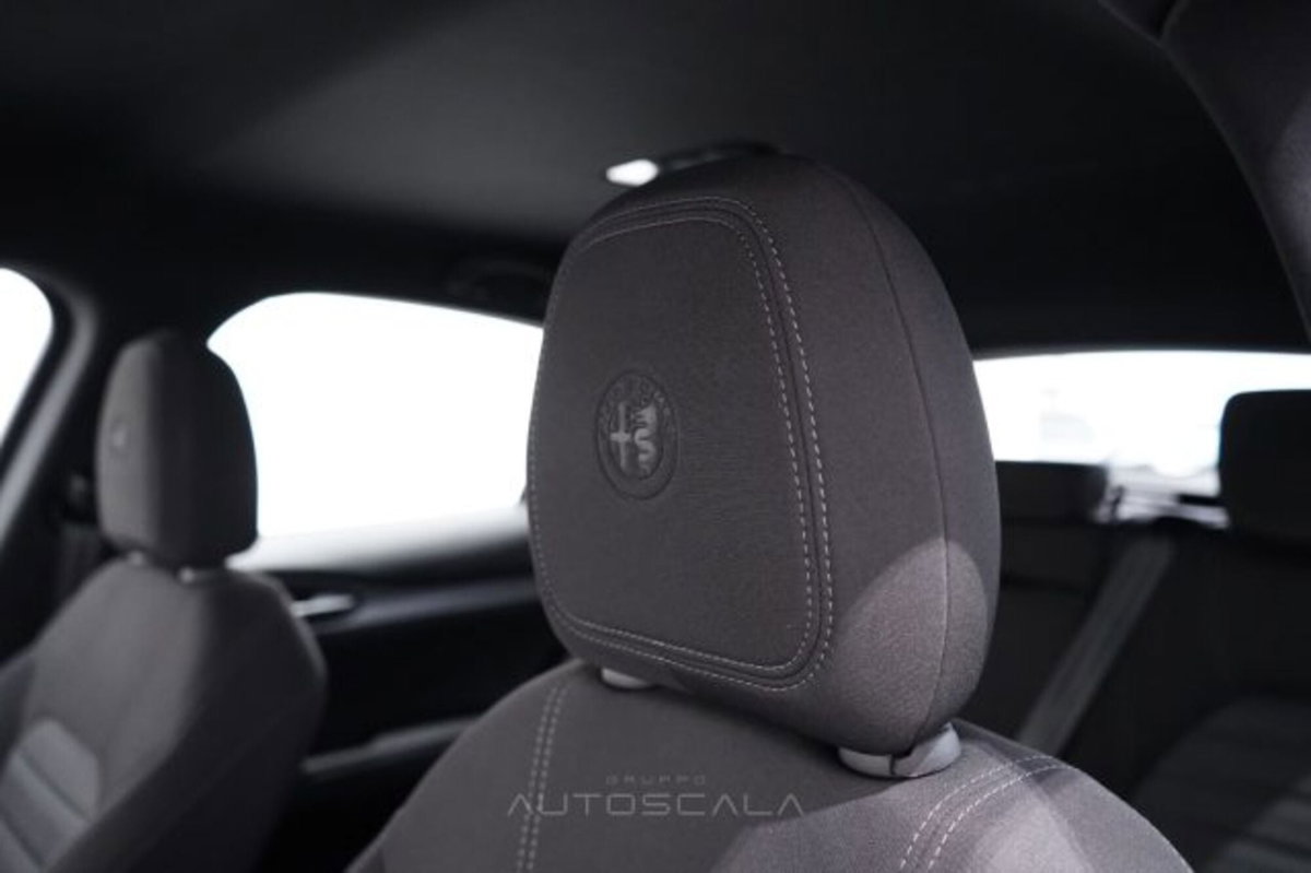 Alfa Romeo Stelvio Stelvio 2.2 Turbodiesel 160 CV AT8 RWD Sprint (13)