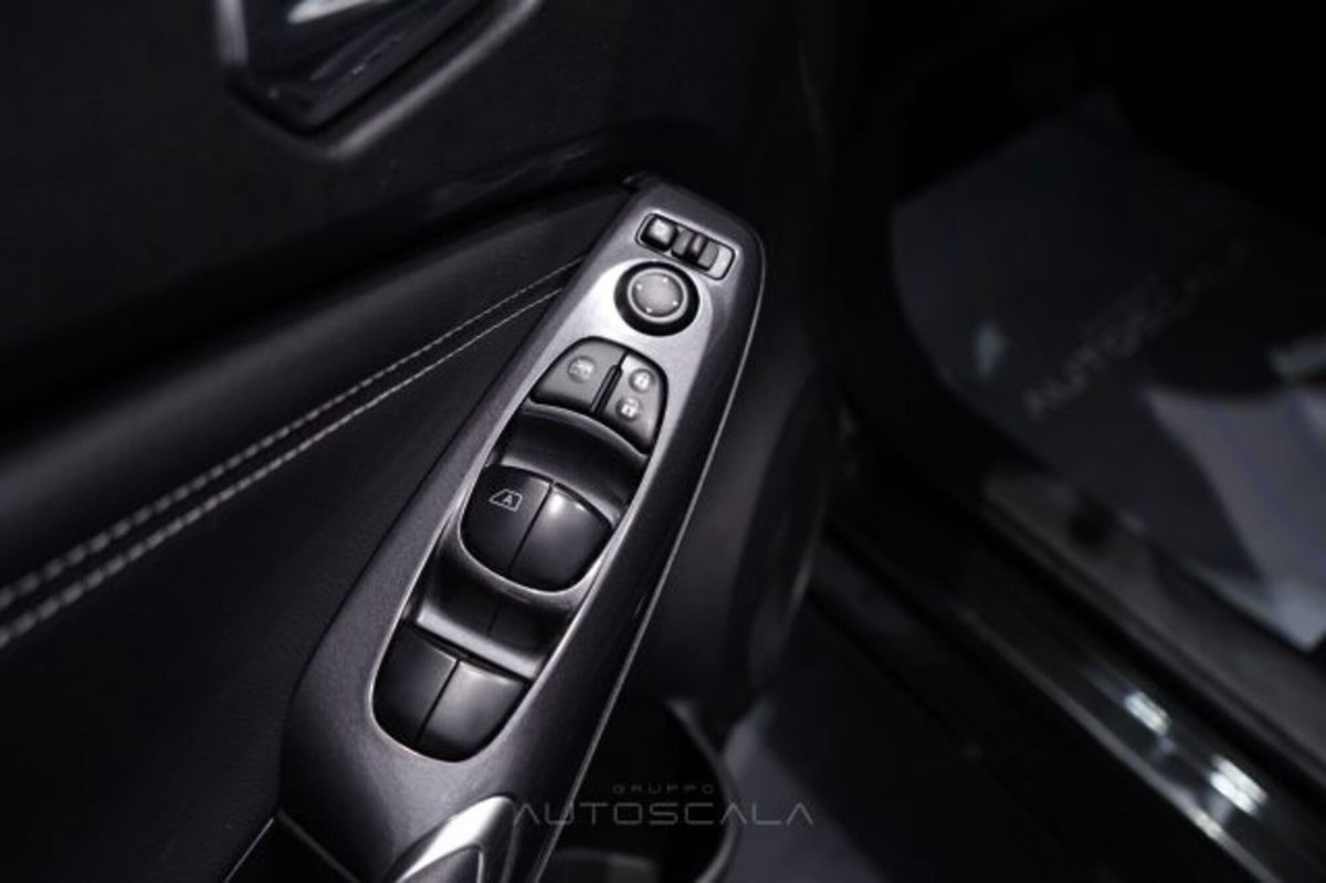 Nissan Juke 1.0 dig-t N-Connecta 114cv (9)