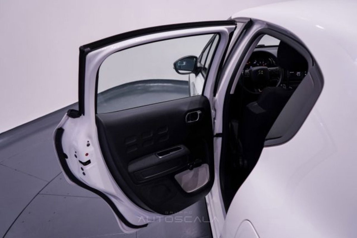 Citroen C3 1.2 puretech You s&s 83cv neopatentati (18)