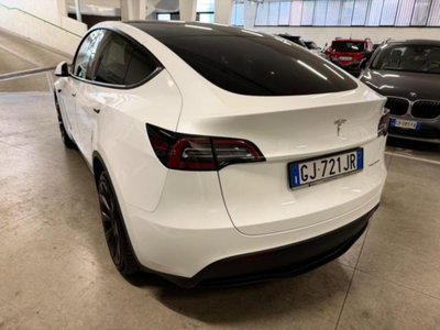 Tesla Model Y Long Range awd (10)