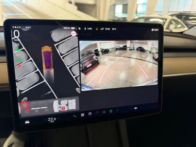 Tesla Model Y Long Range awd (14)