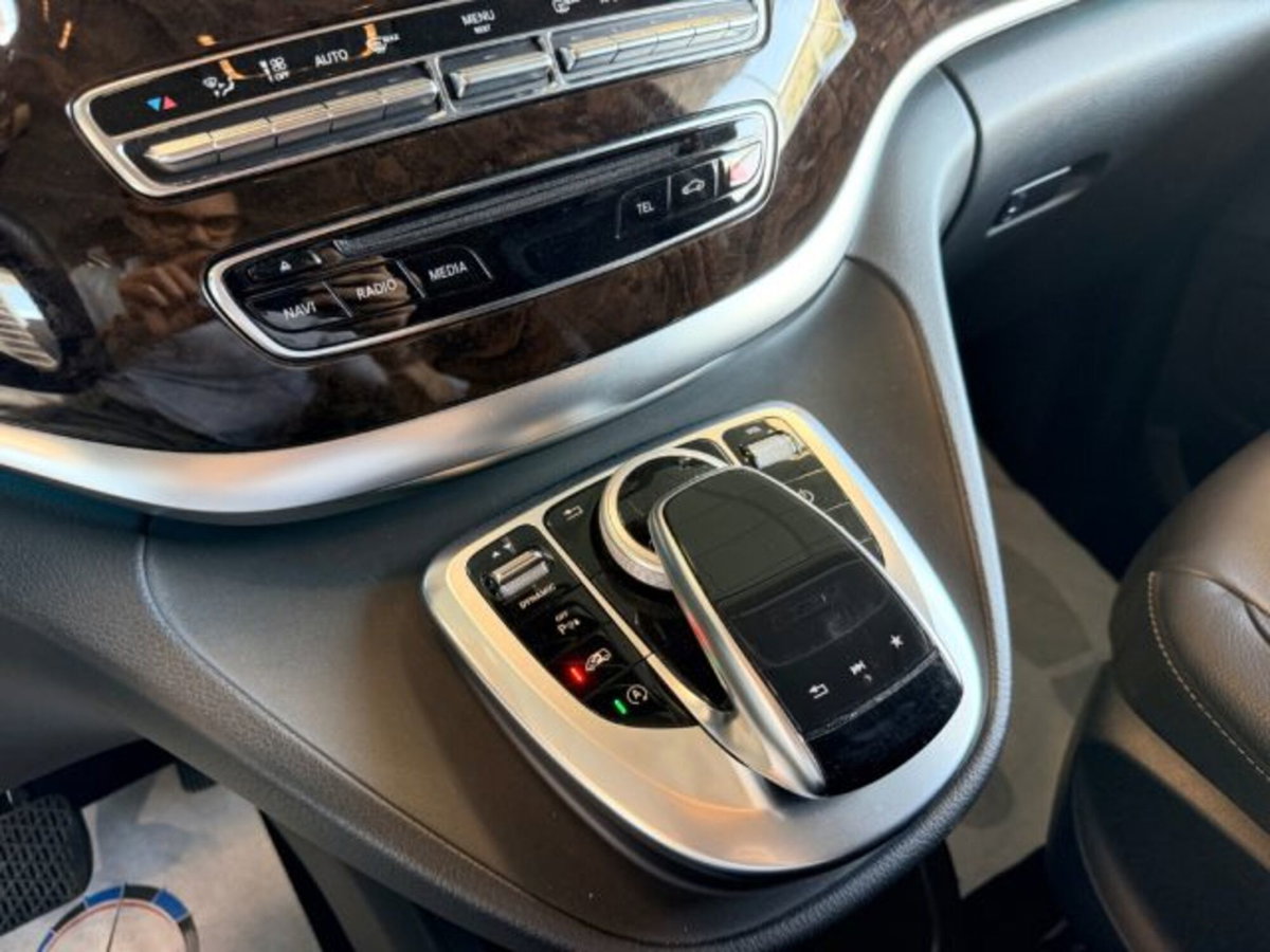 Mercedes-Benz Classe V 250 d Automatic 4Matic Premium Long (15)