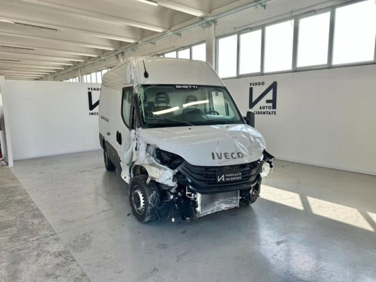 Iveco Daily Furgone 35S12V 2.3 HPT PM-SL-TM Furgone