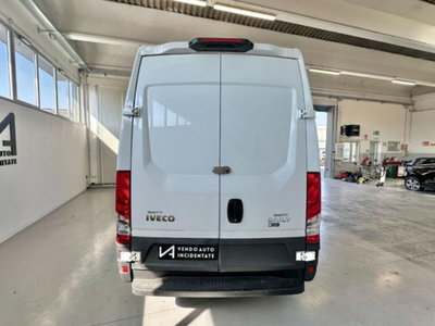 Iveco Daily Furgone 35S12V 2.3 HPT PM-SL-TM Furgone (6)