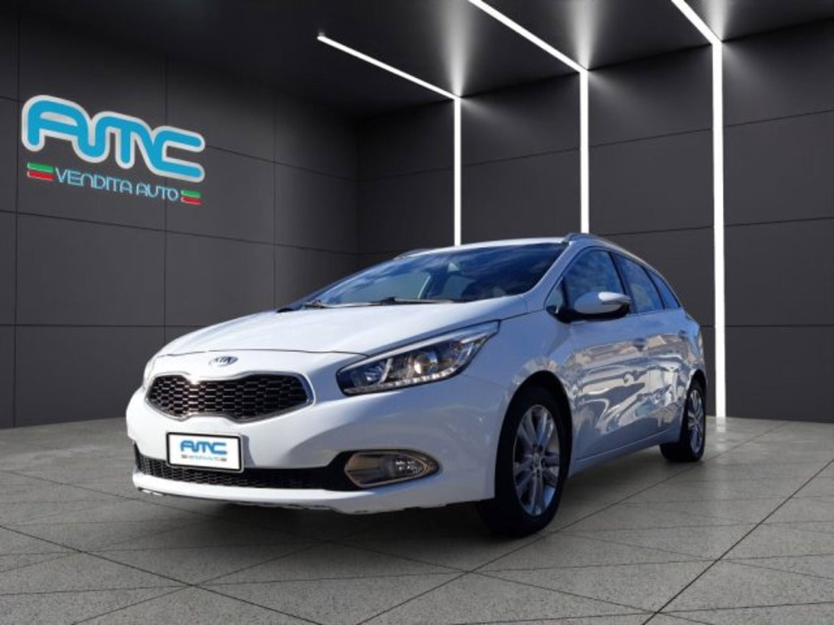 Kia cee'd Sport Wagon 1.6 CRDi 110 CV SW Cool (2)