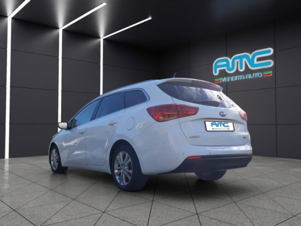 Kia cee'd Sport Wagon 1.6 CRDi 110 CV SW Cool (4)