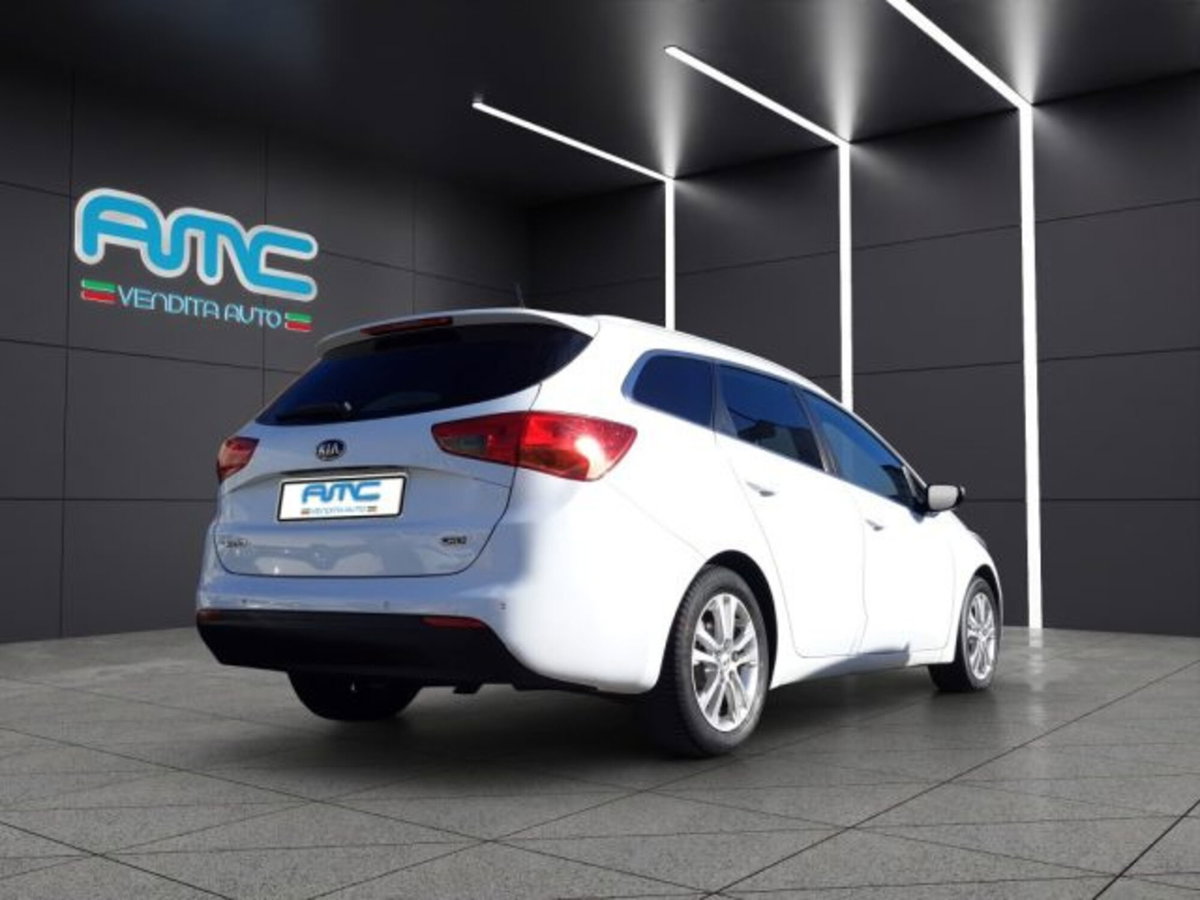 Kia cee'd Sport Wagon 1.6 CRDi 110 CV SW Cool (6)