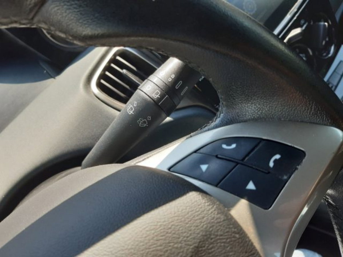 Lancia Ypsilon 1.0 FireFly 5 porte S&S Hybrid Alberta Ferretti (12)