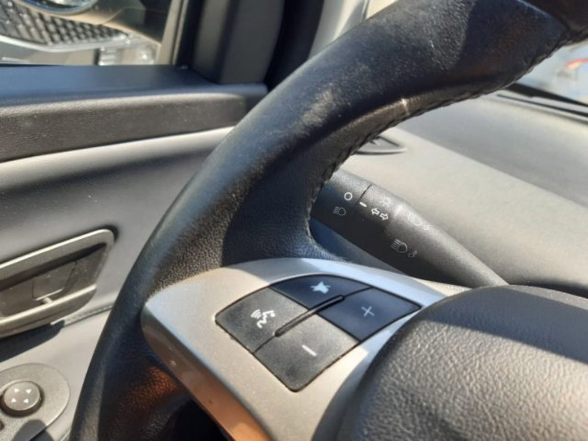 Lancia Ypsilon 1.0 FireFly 5 porte S&S Hybrid Alberta Ferretti (13)