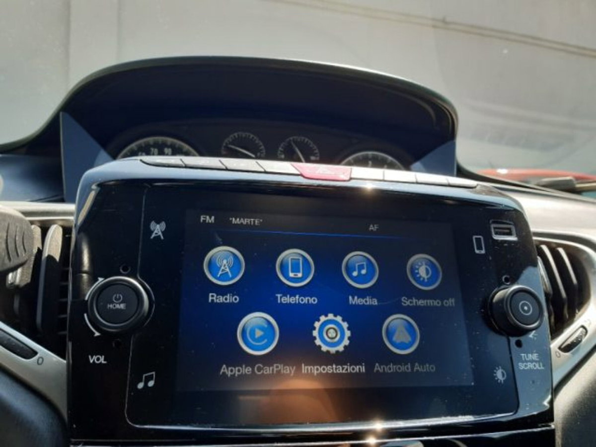 Lancia Ypsilon 1.0 FireFly 5 porte S&S Hybrid Alberta Ferretti (8)