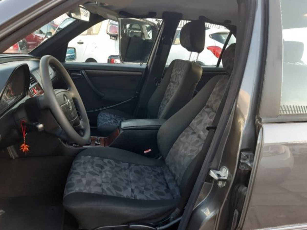 Mercedes-Benz Classe C 200 CDI cat Elegance Selection (13)