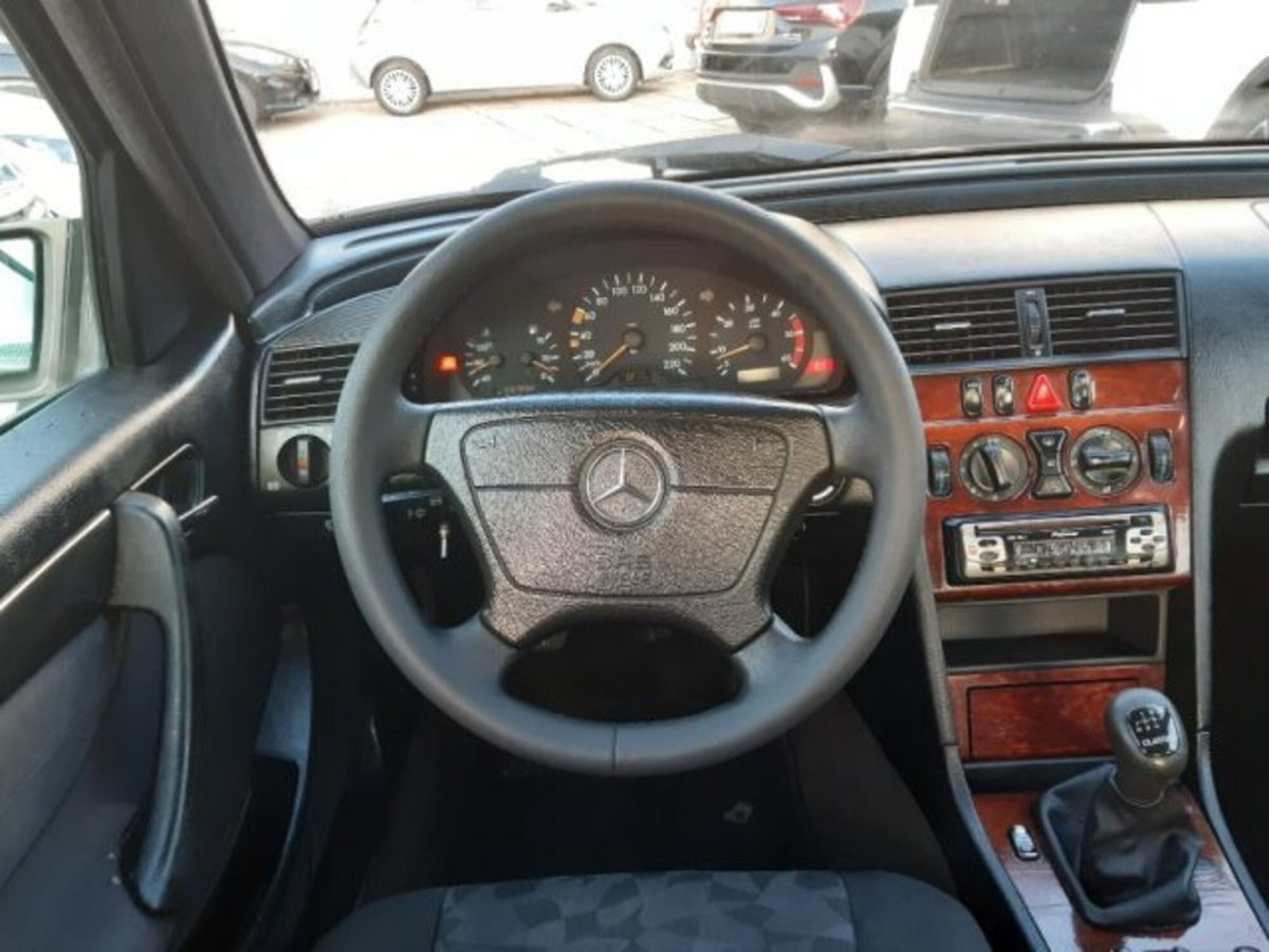 Mercedes-Benz Classe C 200 CDI cat Elegance Selection (6)