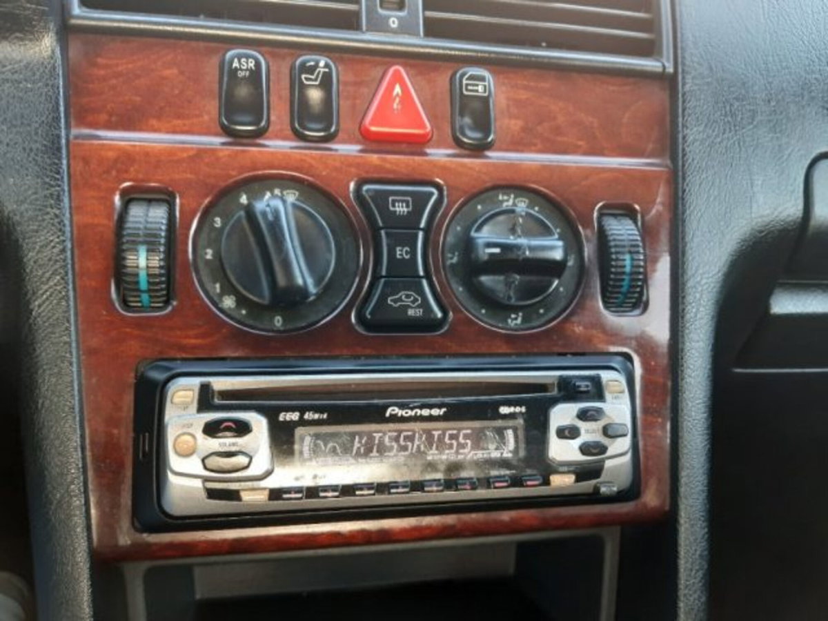 Mercedes-Benz Classe C 200 CDI cat Elegance Selection (9)