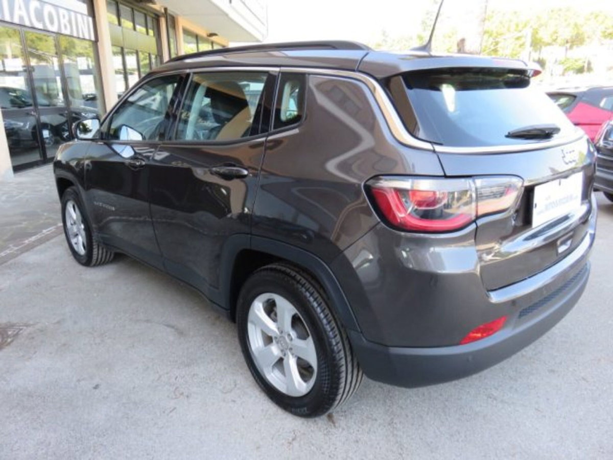 Jeep Compass 1.4 MultiAir 2WD Sport (4)