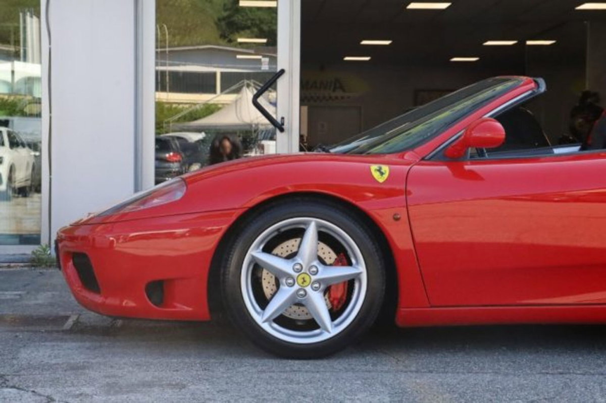 Ferrari 360 Spider Spider F1 (2)