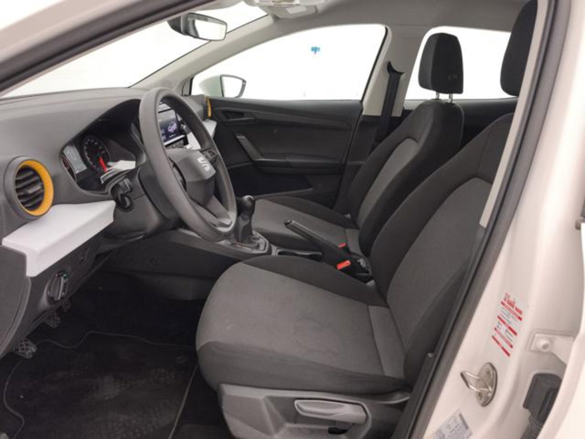 SEAT Ibiza 1.0 TGI 5 porte Reference (11)