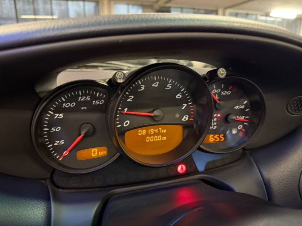 Porsche Boxster 2.7i 24V cat (10)