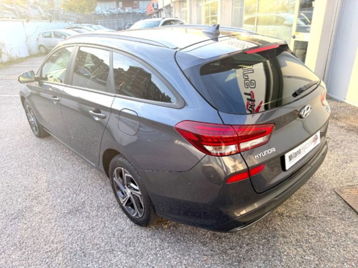 Hyundai i30 Station Wagon 1.6 CRDi 136 CV iMT 48V Prime (3)