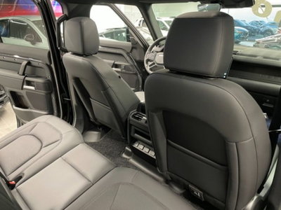 Land Rover Defender 110 3.0d i6 mhev X-Dynamic SE awd 200cv auto (5)