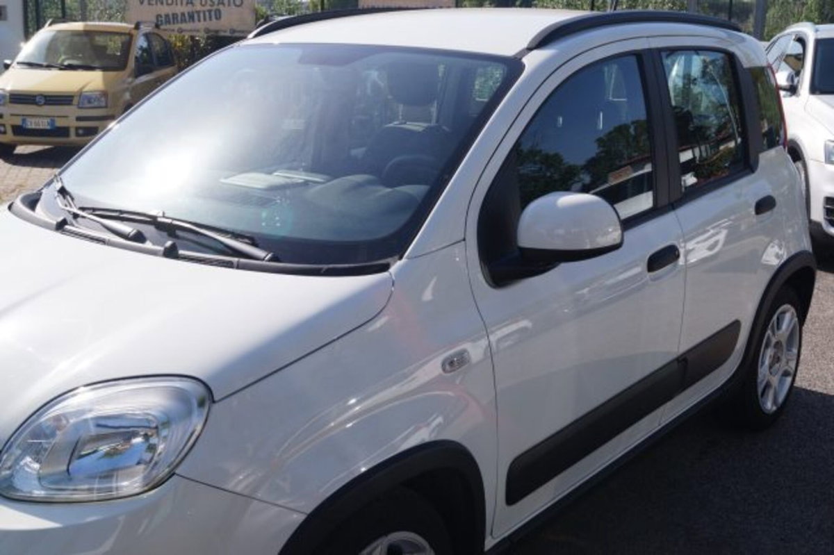 Fiat Panda 1.0 firefly hybrid s&s 70cv (2)