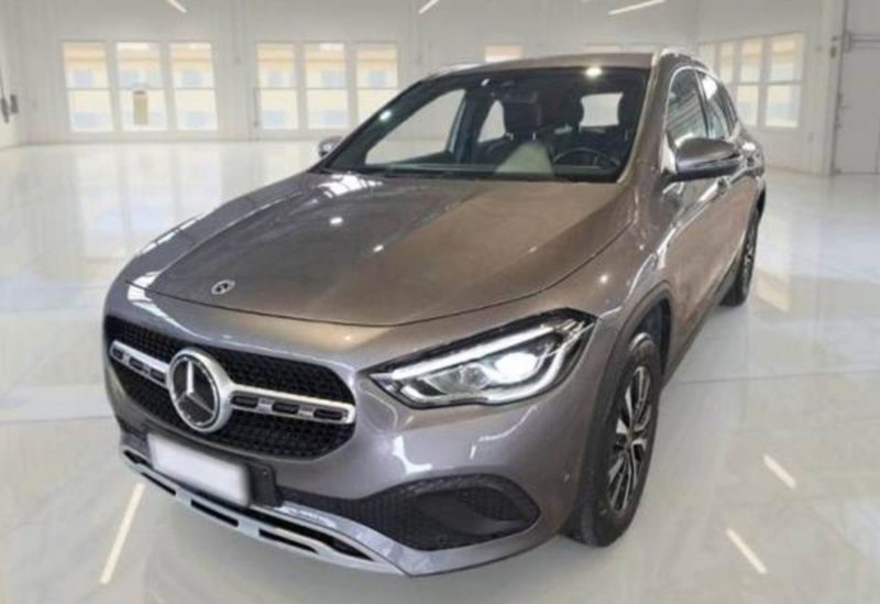 Mercedes-Benz GLA SUV 250 e phev Business Extra auto