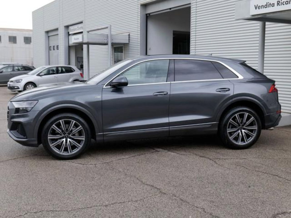 Audi Q8 Q8 50 TDI 286 CV quattro tiptronic Sport (2)