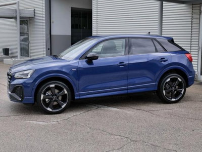 Audi Q2 30 2.0 tdi Identity Black (2)