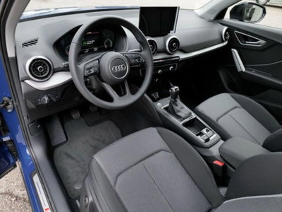Audi Q2 30 2.0 tdi Identity Black (6)