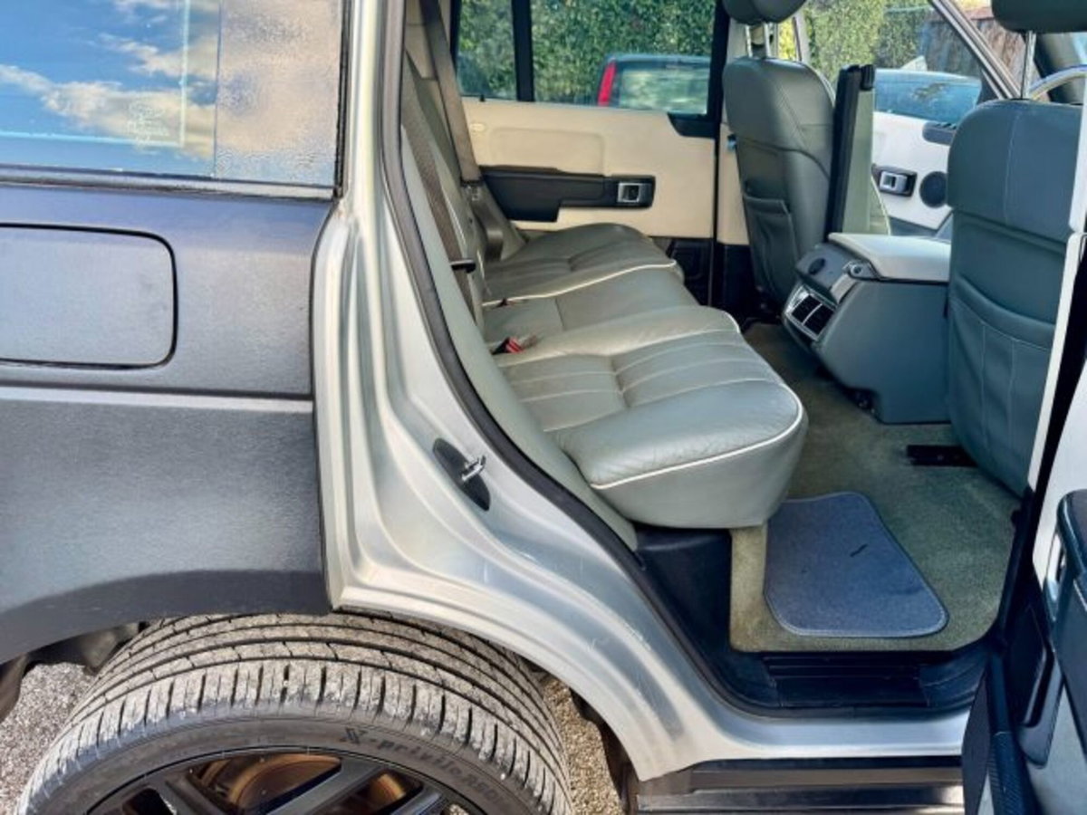 Land Rover Range Rover 3.0 Td6 (10)