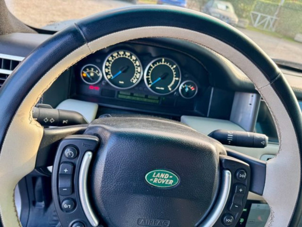 Land Rover Range Rover 3.0 Td6 (14)