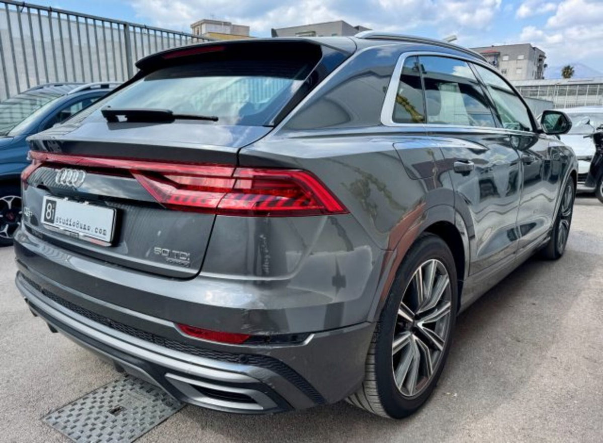 Audi Q8 Q8 50 TDI 286 CV quattro tiptronic Sport (4)