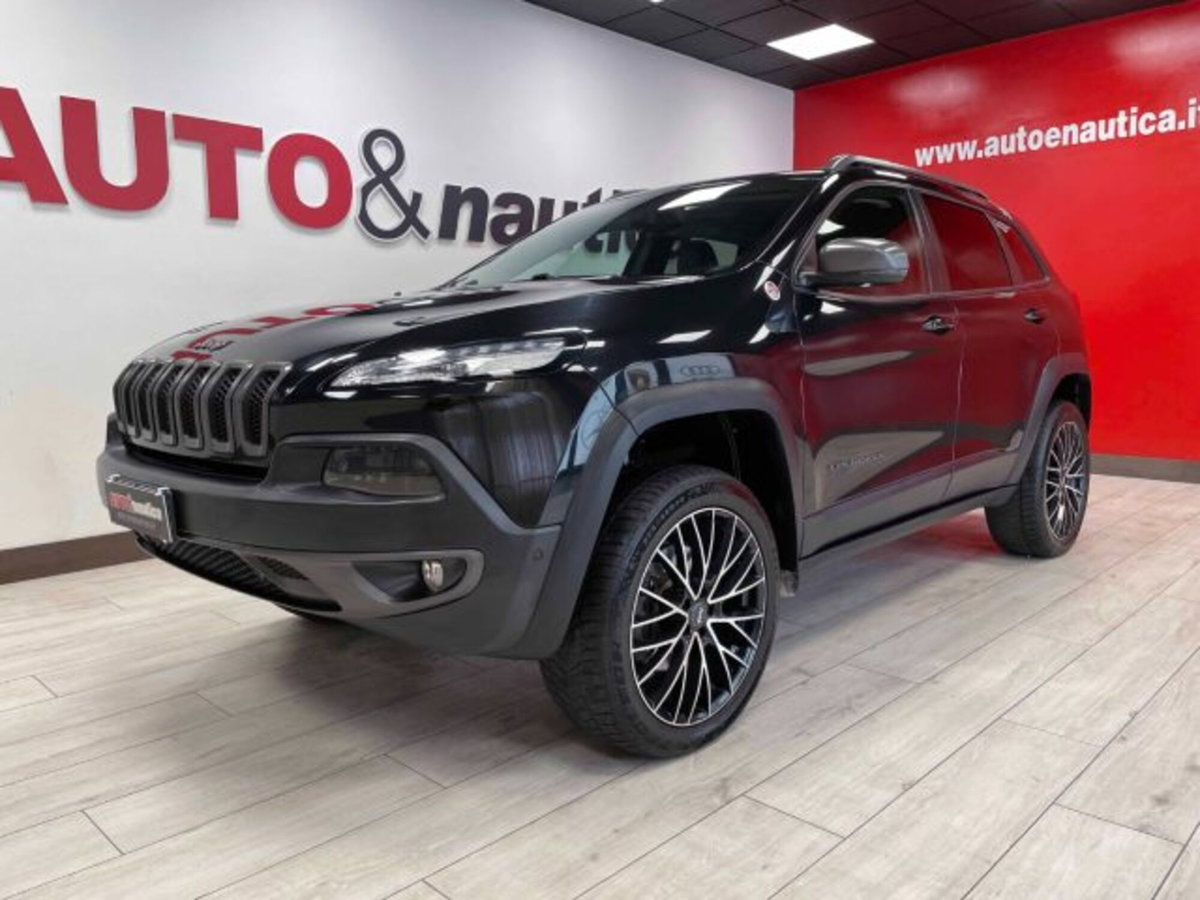 Jeep Cherokee 3.2 V6 Pentastar 4WD Active Drive Lock Trailhawk