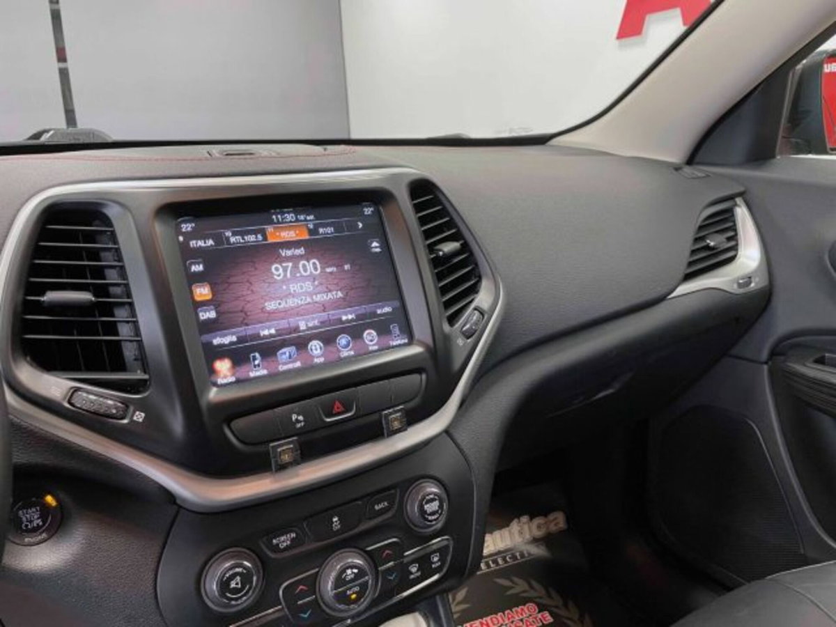 Jeep Cherokee 3.2 V6 Pentastar 4WD Active Drive Lock Trailhawk (20)