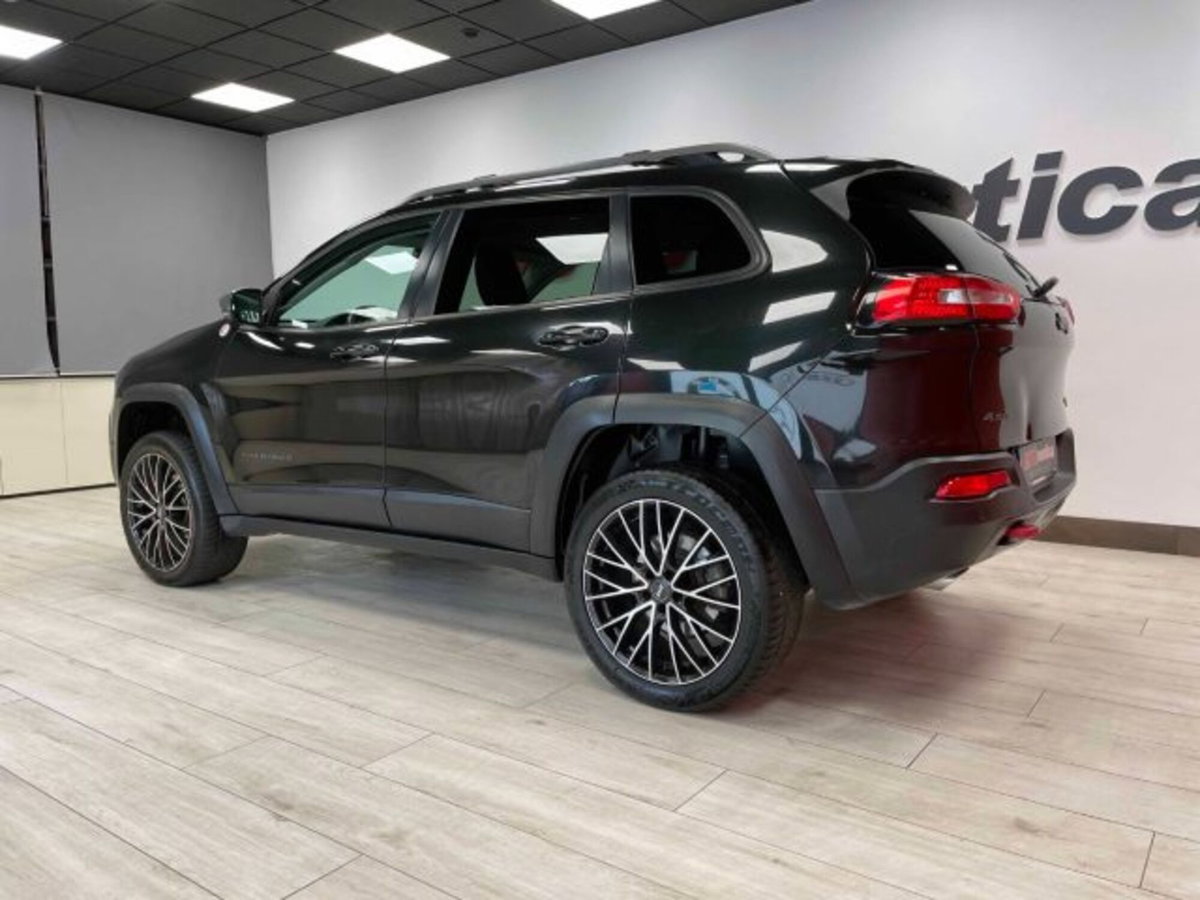 Jeep Cherokee 3.2 V6 Pentastar 4WD Active Drive Lock Trailhawk (7)