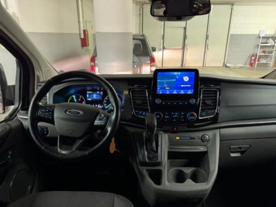 Ford Tourneo Custom 320 2.0 EcoBlue 130CV MHEV PL Titanium (13)